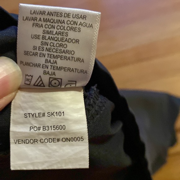 Sketchers Vitality 3 Pocket Virtual V-Neck Drawstring Pants Set Charcoal Gray - Picture 10 of 16